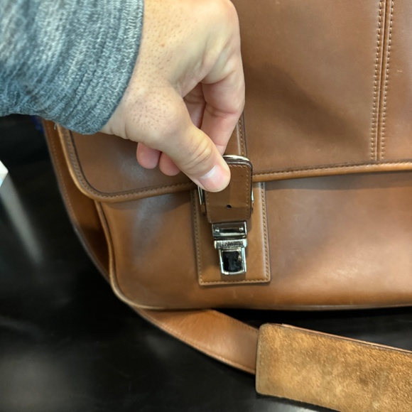 RARE Coach British Tan Portfolio Thompson Briefcase J0669-F06455 - Picture 16 of 16